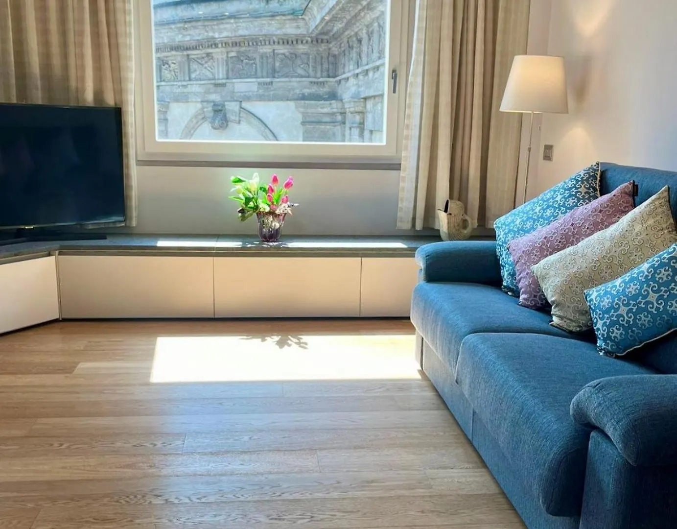 Fifty Eight Milan Duomo Apartment