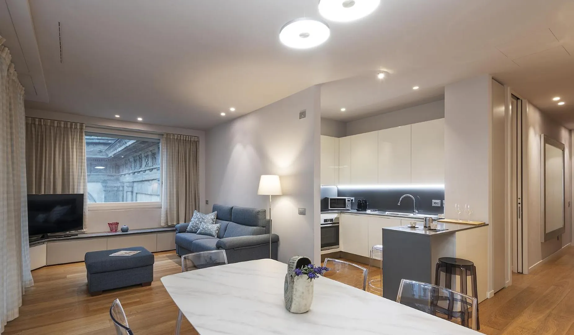 Fifty Eight Milan Duomo Apartment