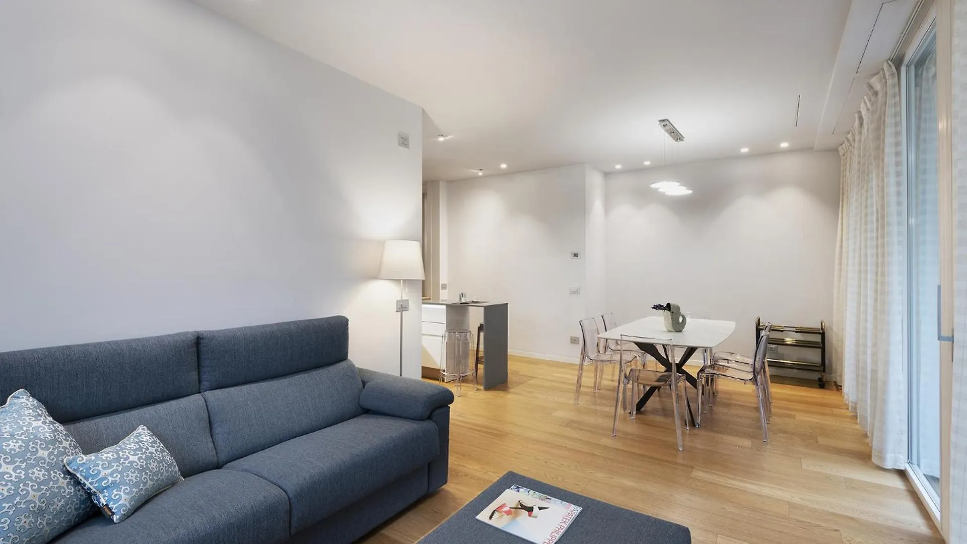Fifty Eight Milan Duomo Apartment 0*,  Italy