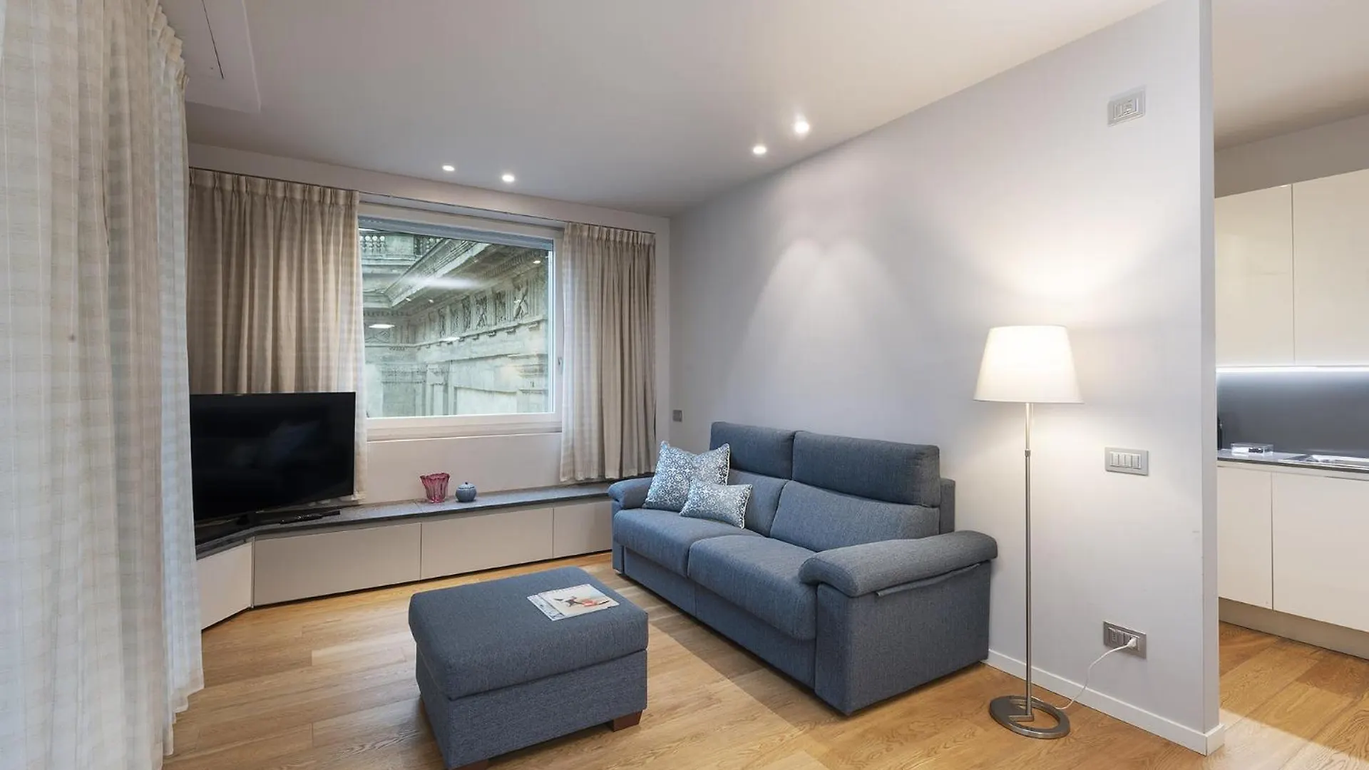 Fifty Eight Milan Duomo Apartment Italy