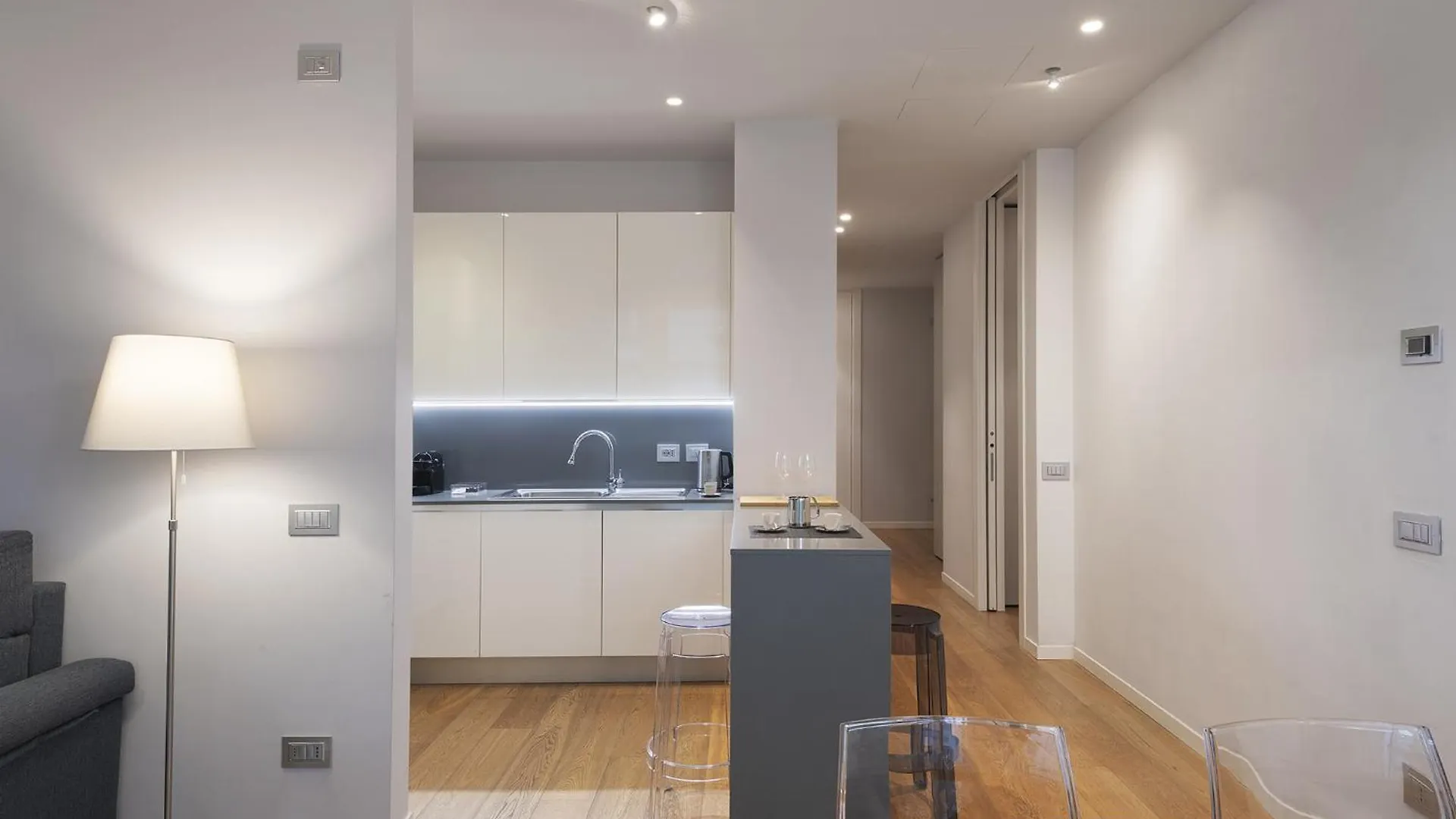Fifty Eight Milan Duomo Apartment Italy