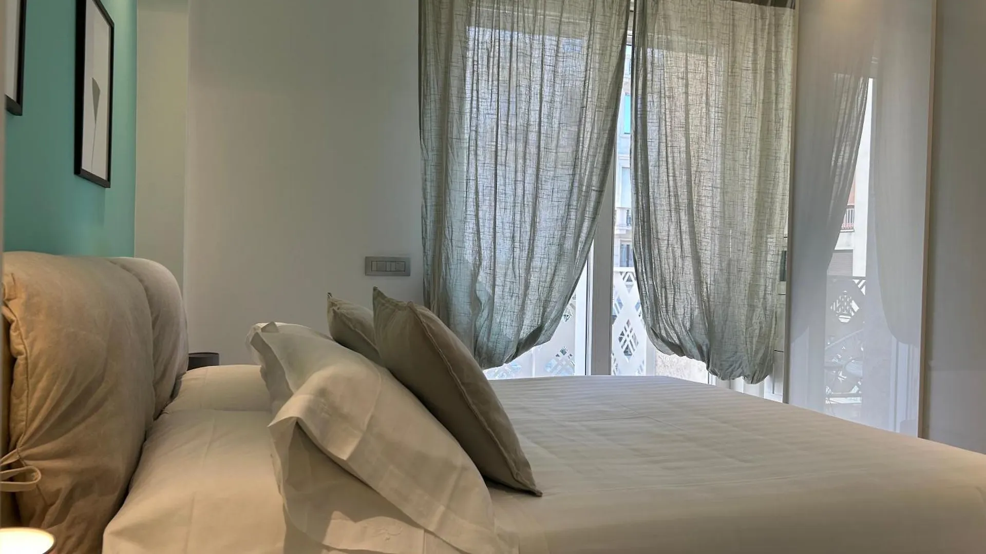 Fifty Eight Milan Duomo Apartment 0*,  Italy