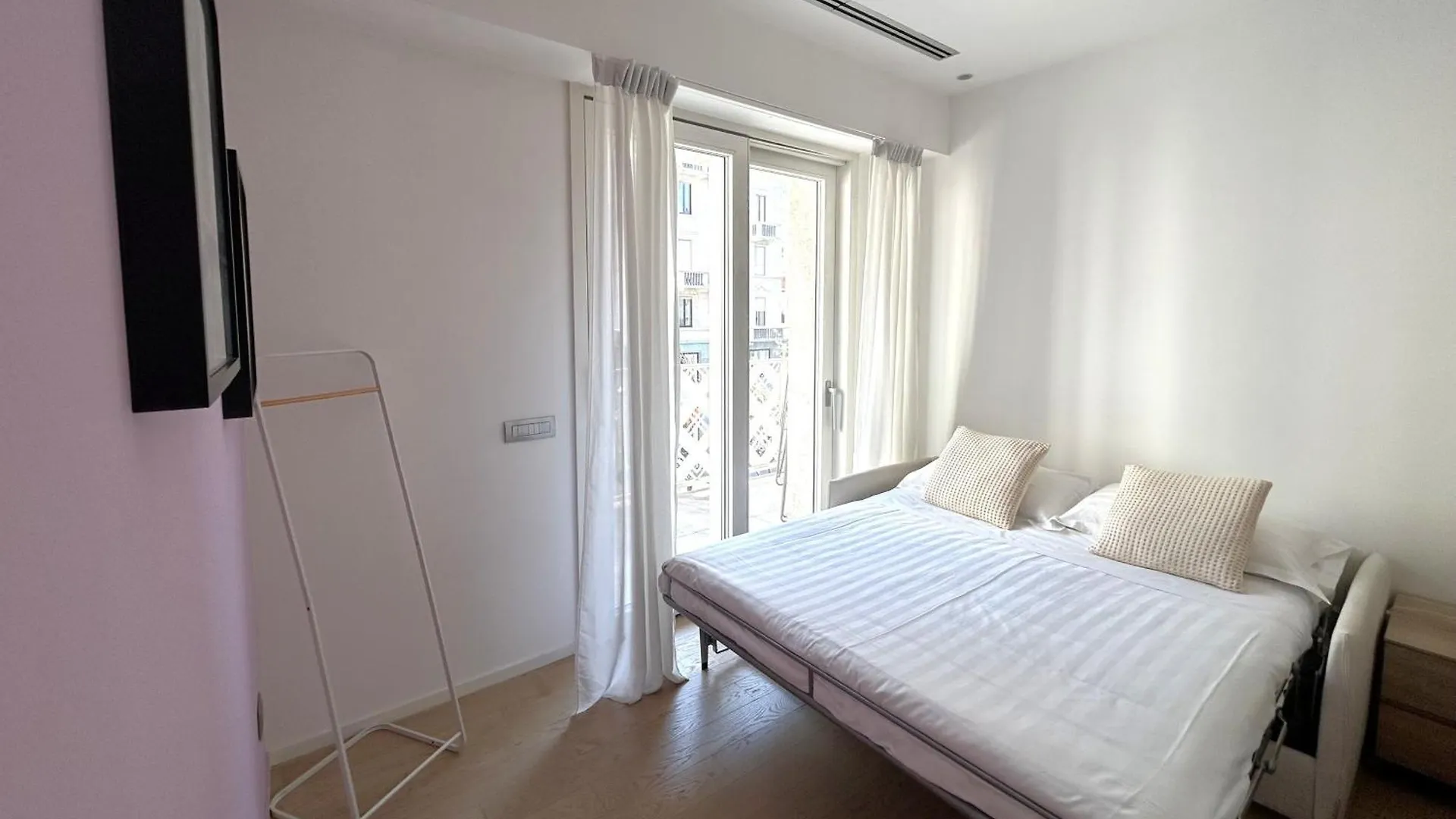 Fifty Eight Milan Duomo Apartment