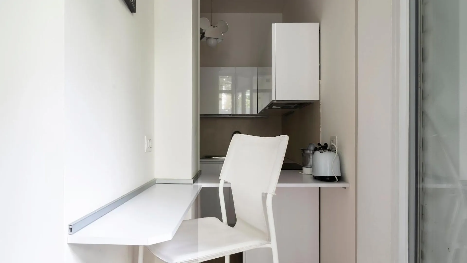 Fifty Eight Milan Duomo Apartment