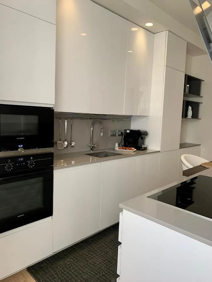 Apartamento Fifty Eight Milan Duomo